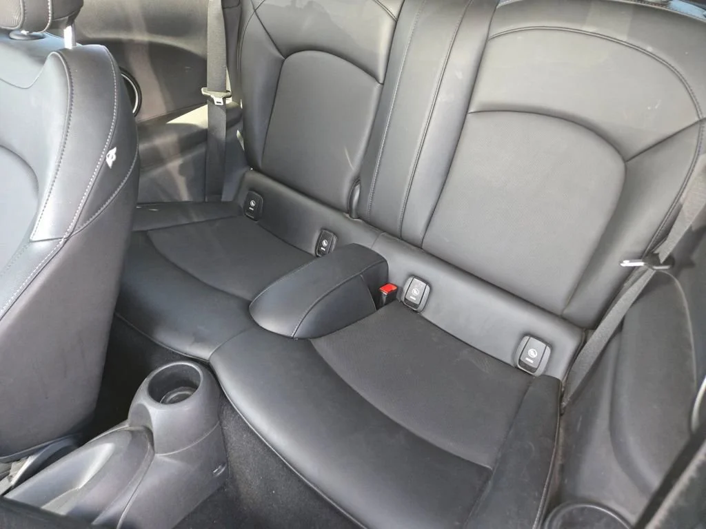 Used 2015 Black MINI S image 4