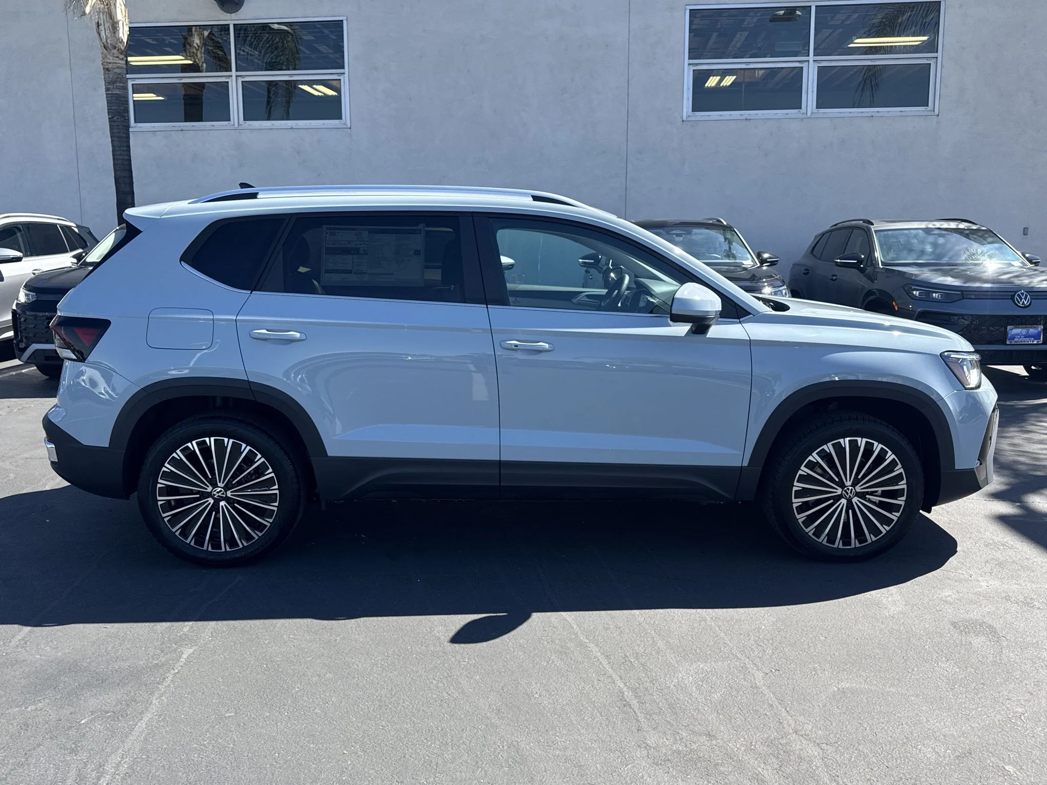 New 2027 Monument Gray Volkswagen SE image 8