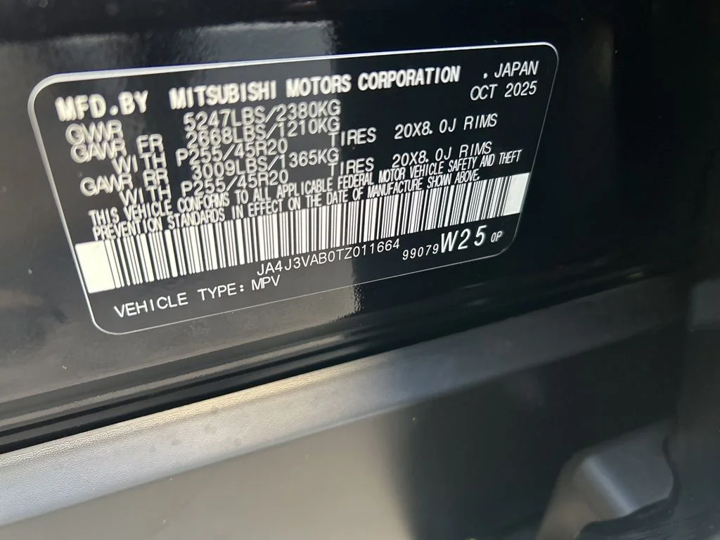 New 2026 Black Mitsubishi SE image 42