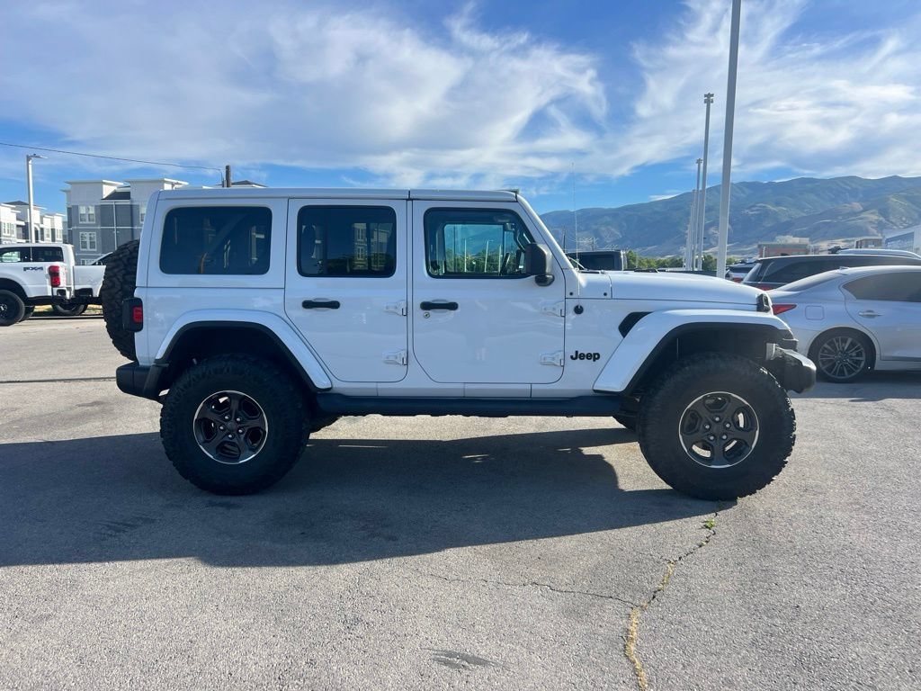 Used 2020 Bright White Clearcoat Jeep Unlimited Sahara image 4