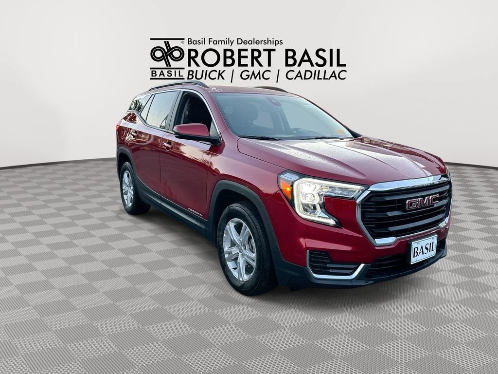 Used 2024 Volcanic Red Tintcoat GMC SLE image 2