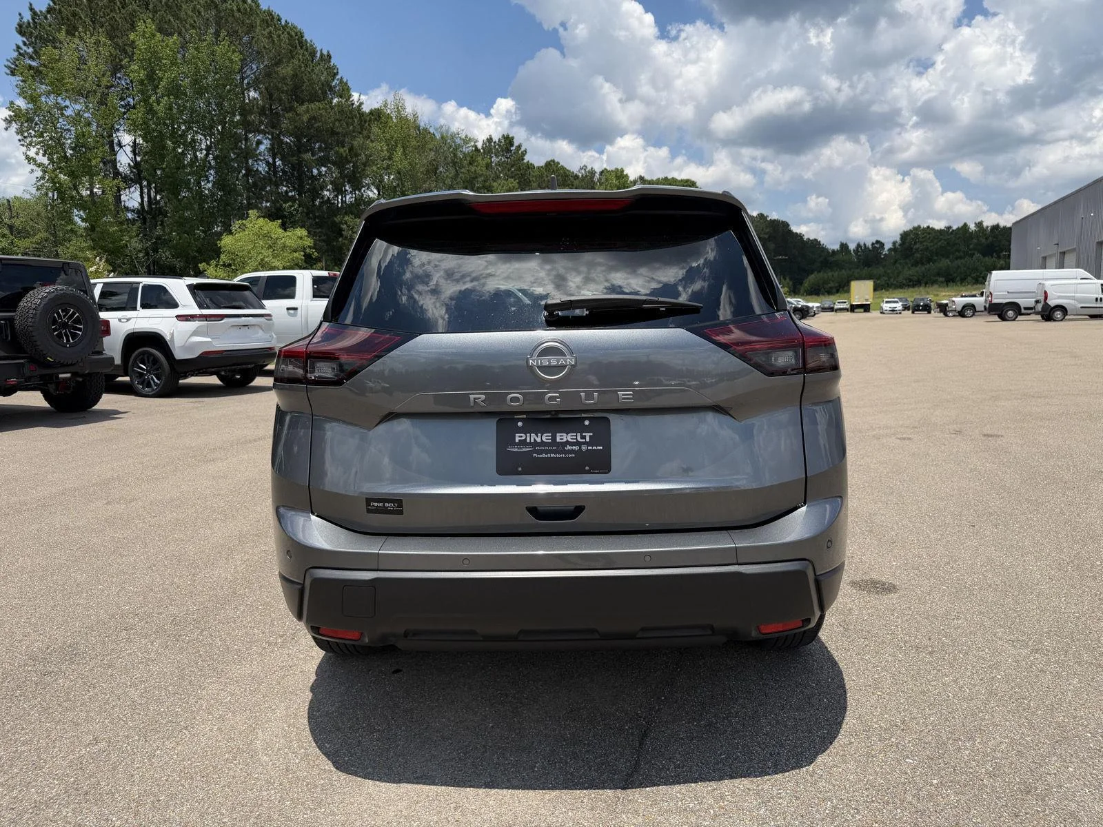 Used 2025 Gun Metallic Nissan SV image 5