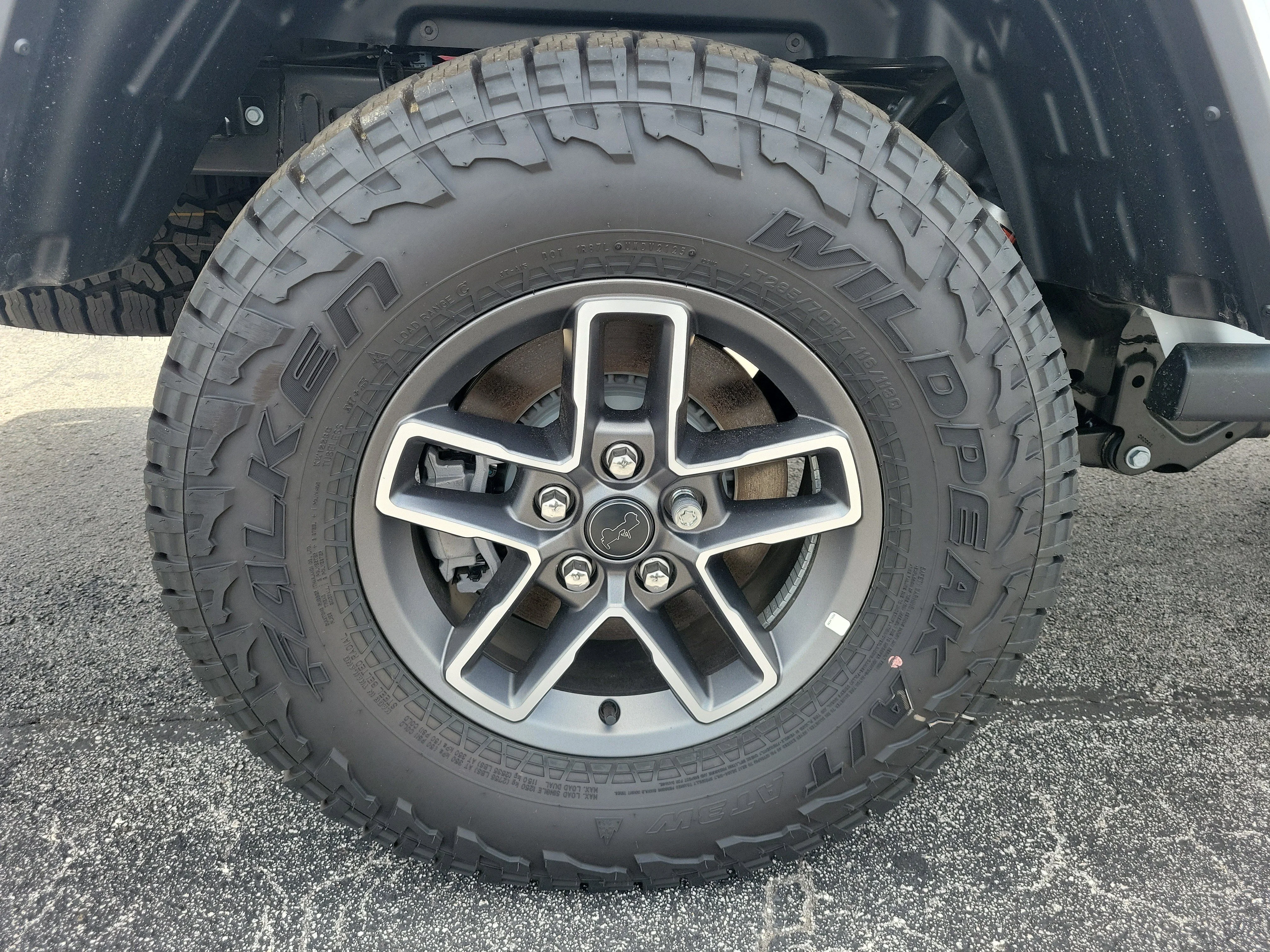 New 2026 Bright White Clearcoat Jeep Mojave X image 5