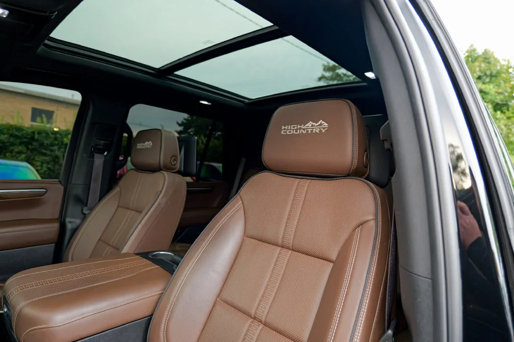 Used 2025 Black Chevrolet High Country image 23