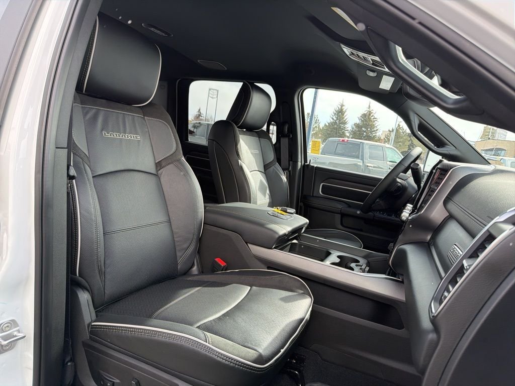 New 2026 Bright White Clear-Coat Exterior Paint RAM Laramie image 51