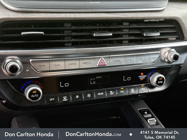 Used 2022 White Pearl Kia EX image 21