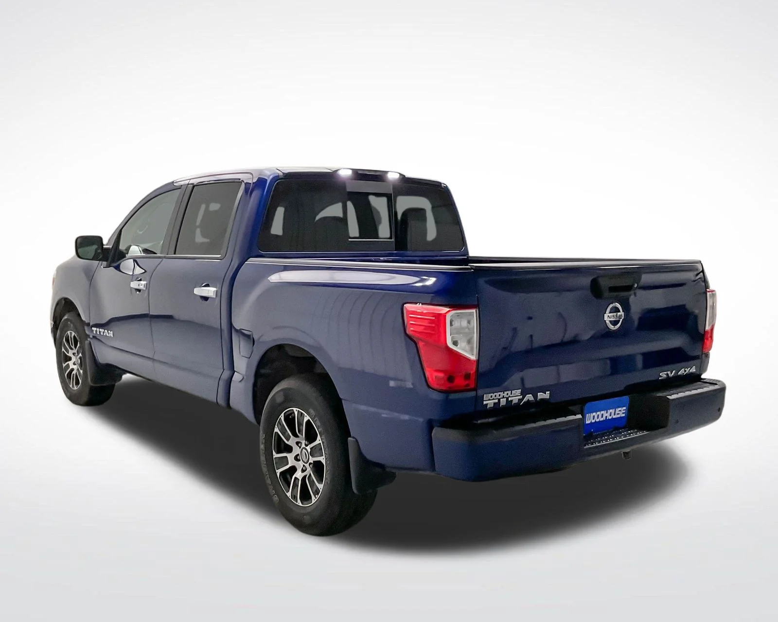 Used 2021 Blue Nissan SV image 7