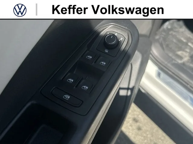 New 2026 White Volkswagen 1.5T SE image 15