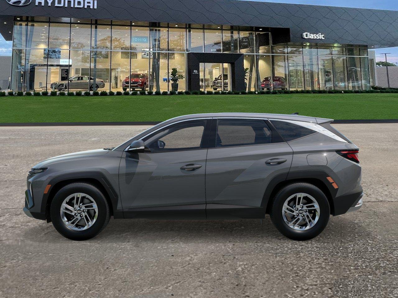 2026 Hyundai Tucson SE photo 3