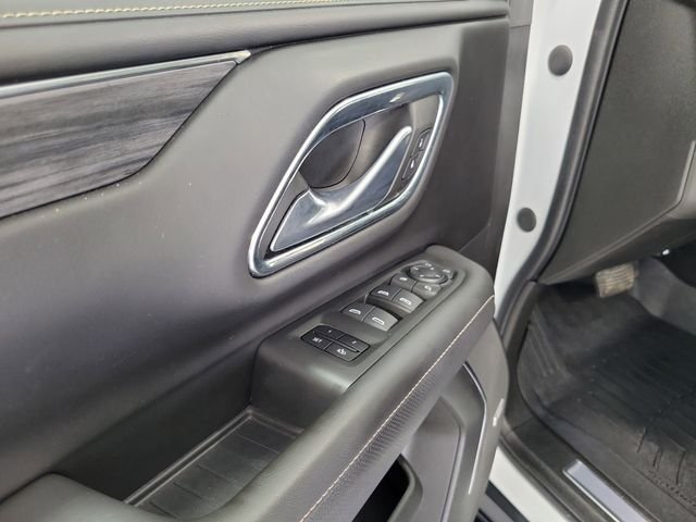 Used 2022 White GMC SLT image 7