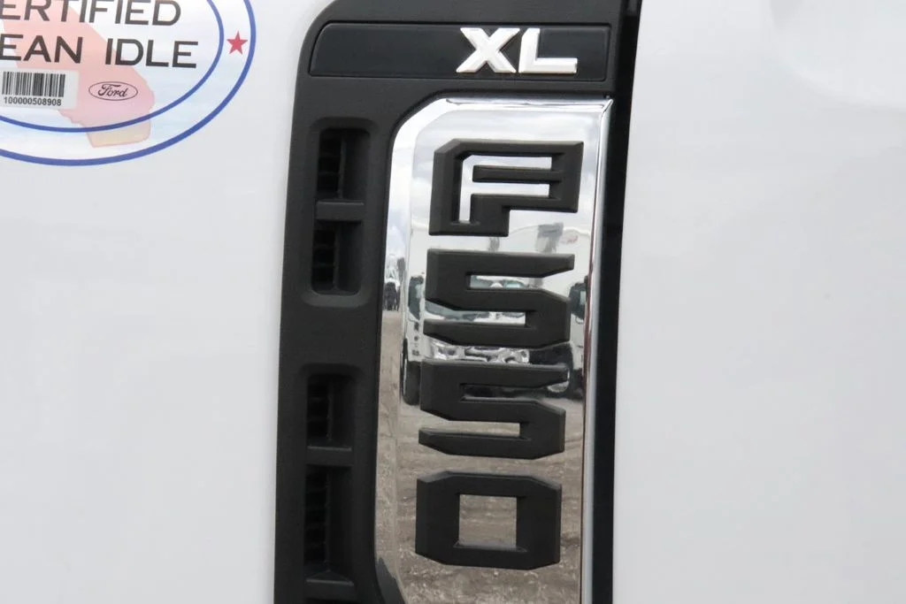 2025 Ford F-550 Super Duty Chassis Cab XL - Photo 20