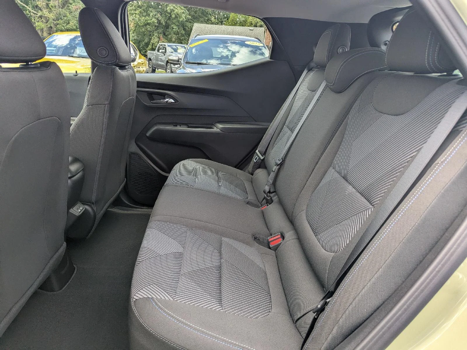 2027 Chevrolet Bolt LT - Photo 49