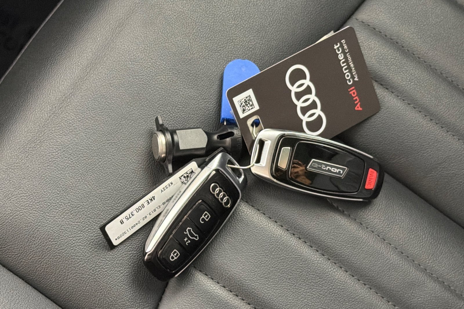 Used 2024 Manhattan Gray Metallic Audi Premium quattro image 25