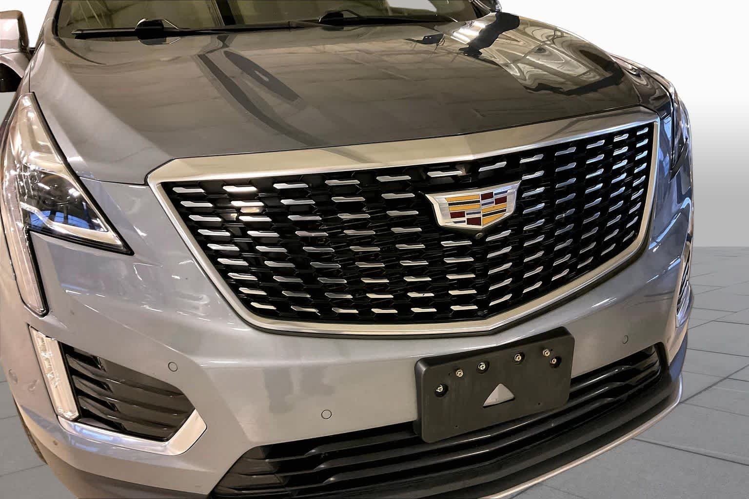 Used 2020 Satin Steel Metallic Cadillac Premium Luxury FWD image 30