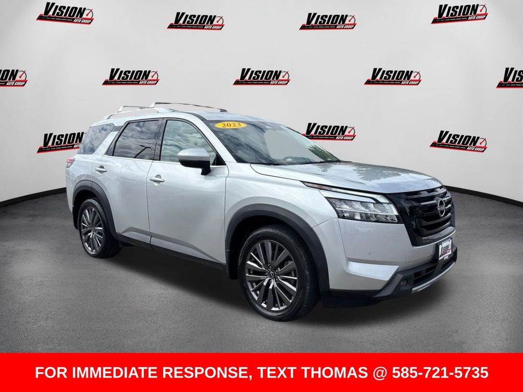 Used 2023 Silver Nissan SL image 3