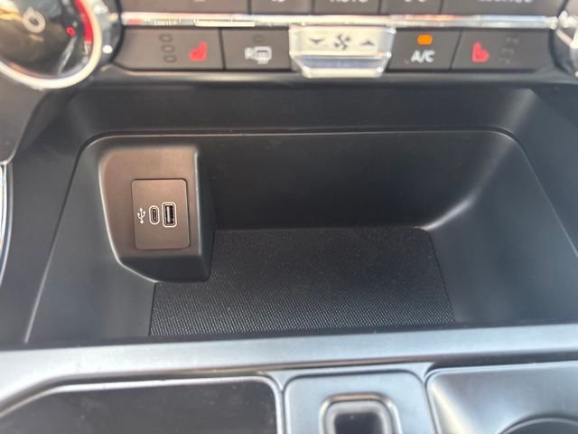New 2026 Oxford White Ford XLT image 30