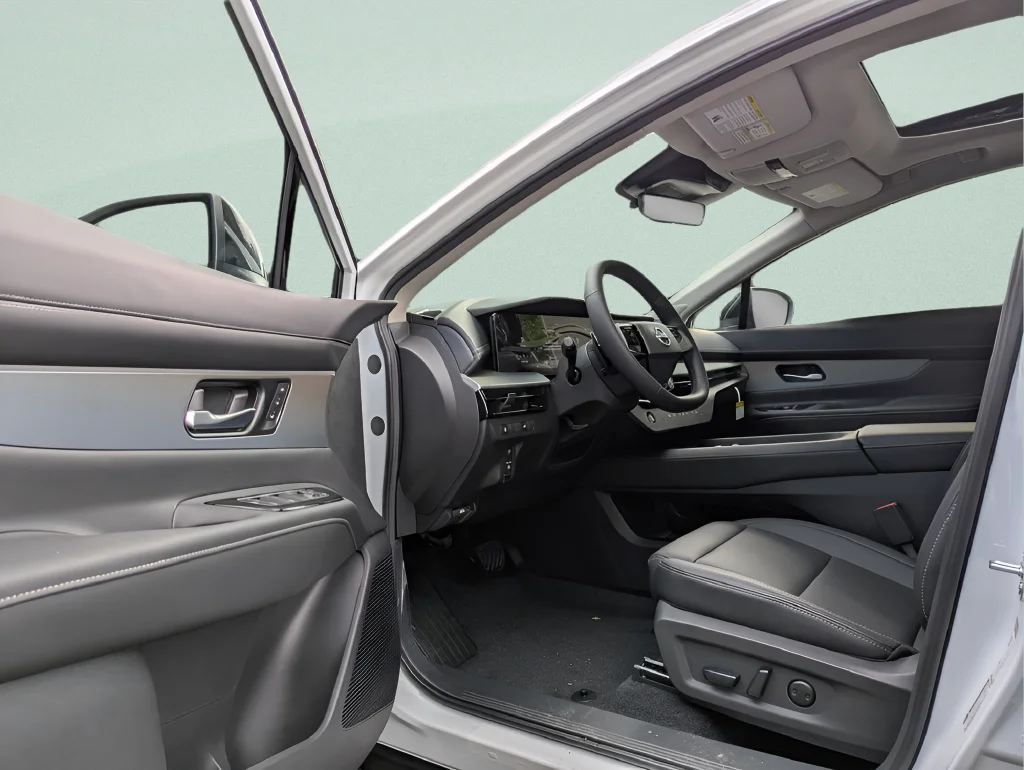 New 2026 White Nissan SL image 9