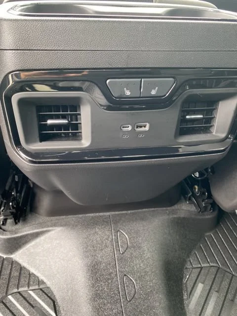 2024 Chevrolet Silverado 1500 ZR2 - Photo 33