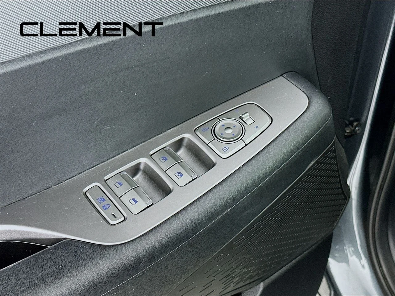 Used 2023 Steel / Graphite Hyundai XRT image 27