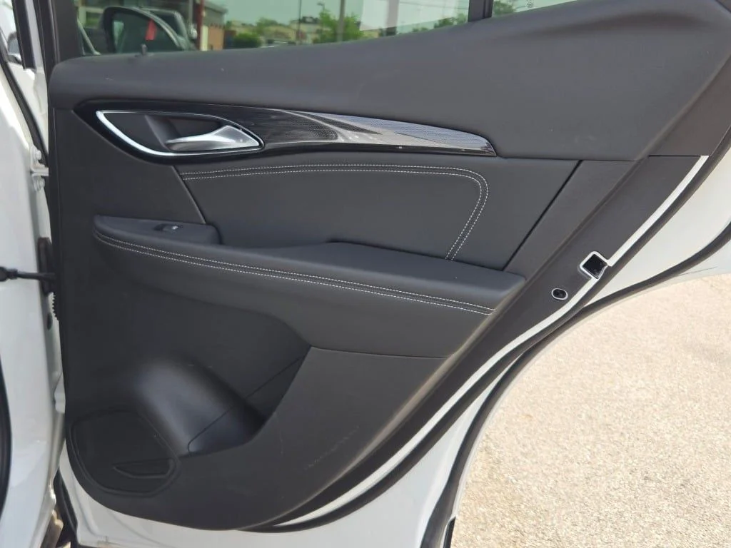 Used 2023 White Buick Essence image 13