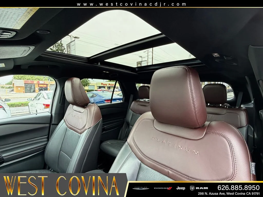 Used 2024 Silver Ford Platinum image 29