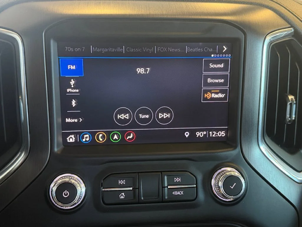 Used 2019 SUMMIT WHITE GMC AT4 image 21