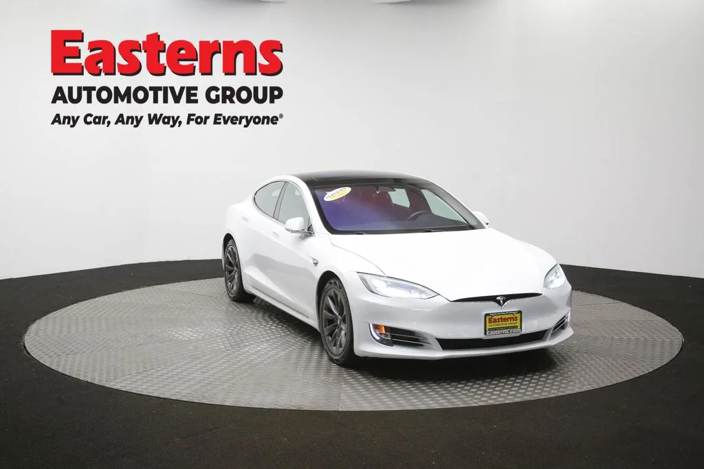 Used 2018 White Tesla 100D image 46