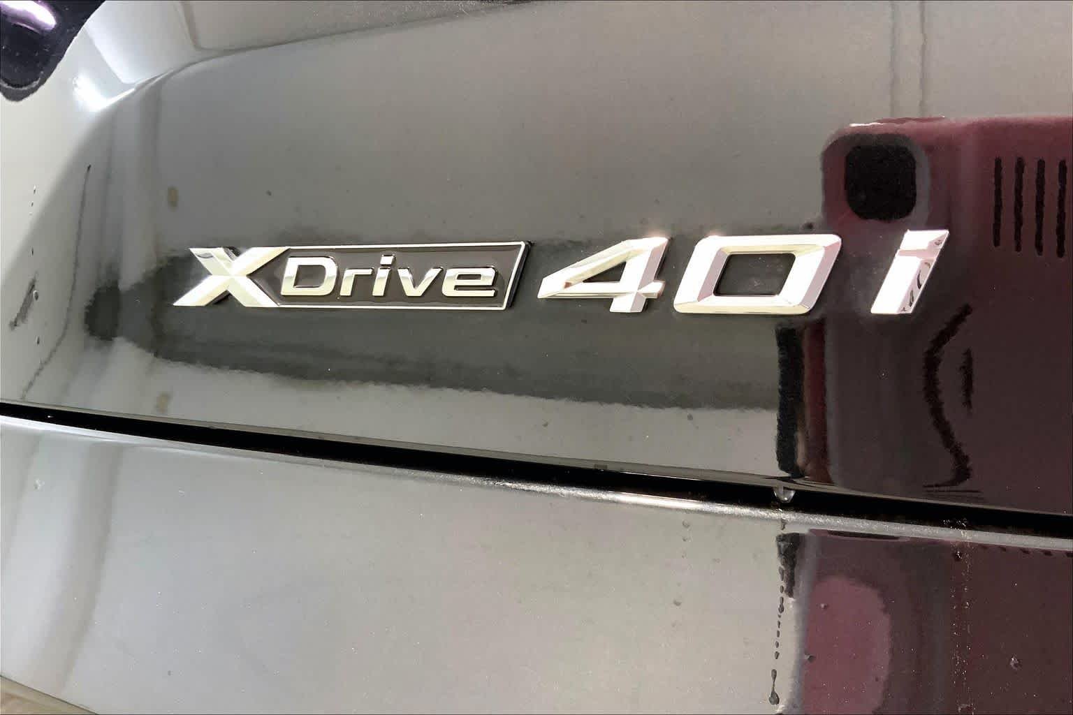 Used 2021 Alpine White BMW xDrive40i image 9