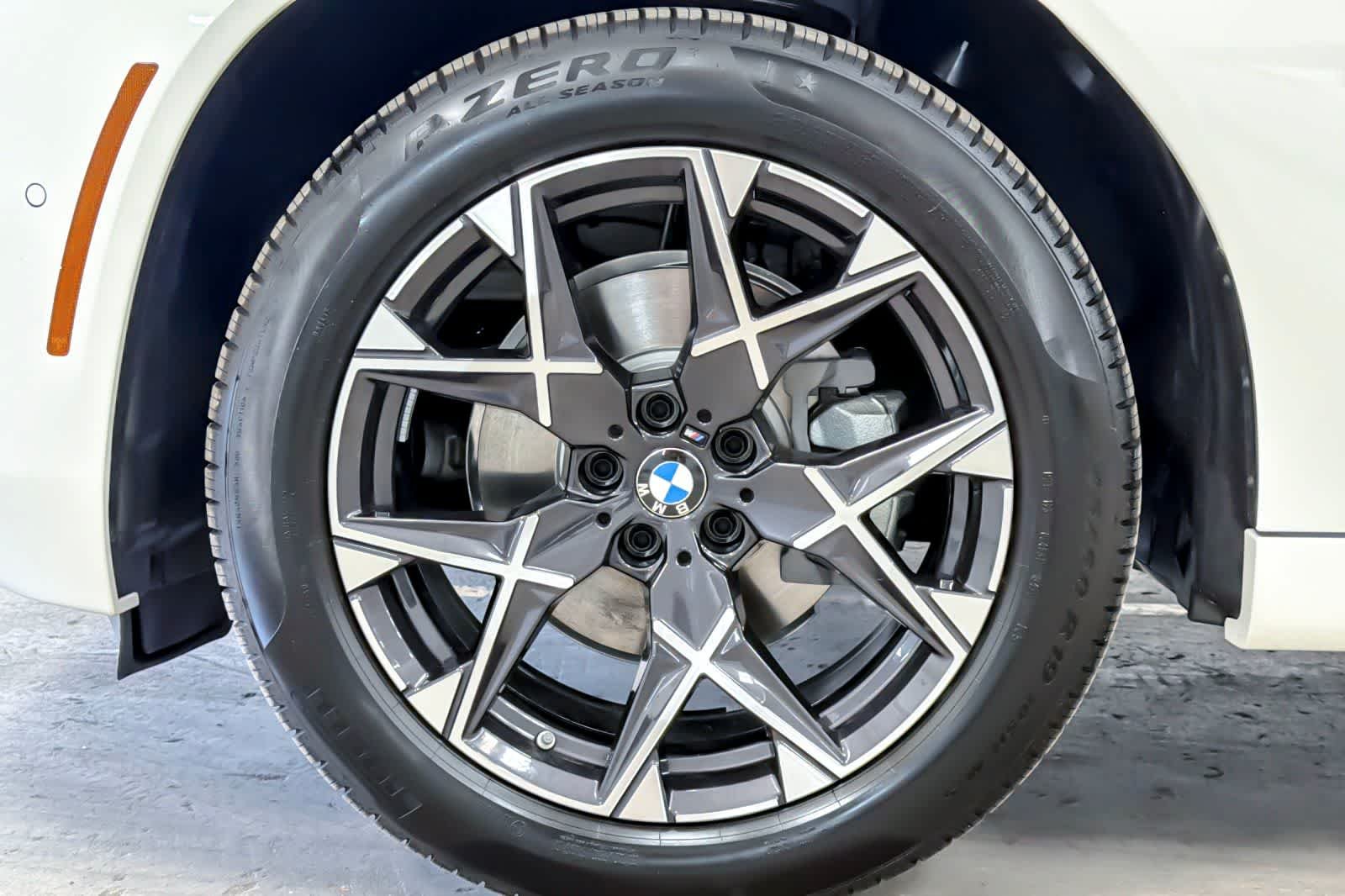2026 BMW X3 30 - Photo 25
