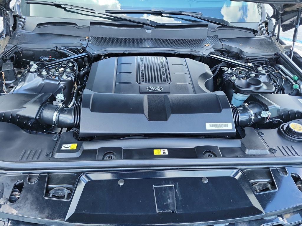 Used 2022 Carpathian Grey Premium Metallic Land Rover Autobiography image 30