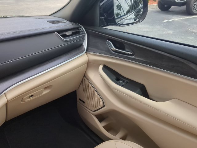 Used 2025 Black Jeep 4xe image 20