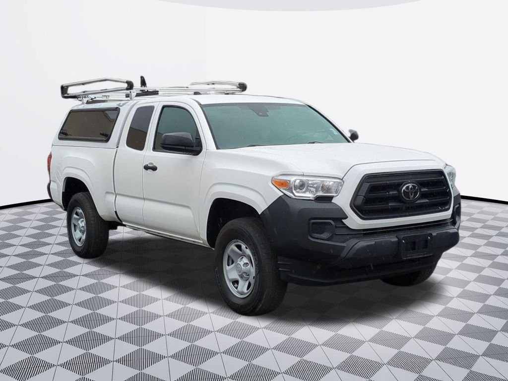 2022 Toyota Tacoma SR - Photo 8
