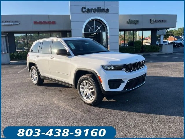 New 2026 Bright White Clear-Coat Exterior Paint Jeep Laredo X image 1