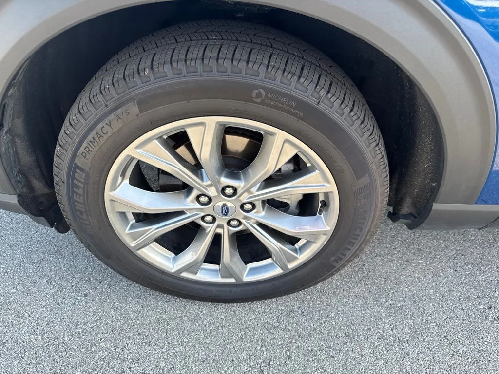 Used 2023 Blue Ford XLT image 52