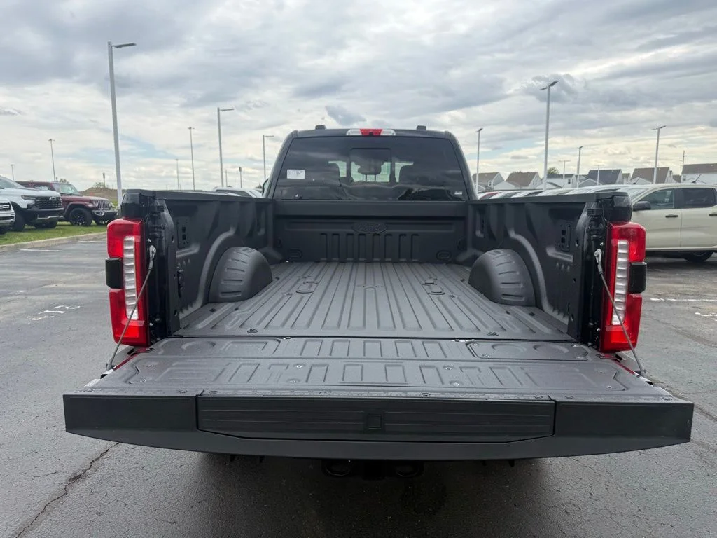 New 2026 Black Ford XLT image 41