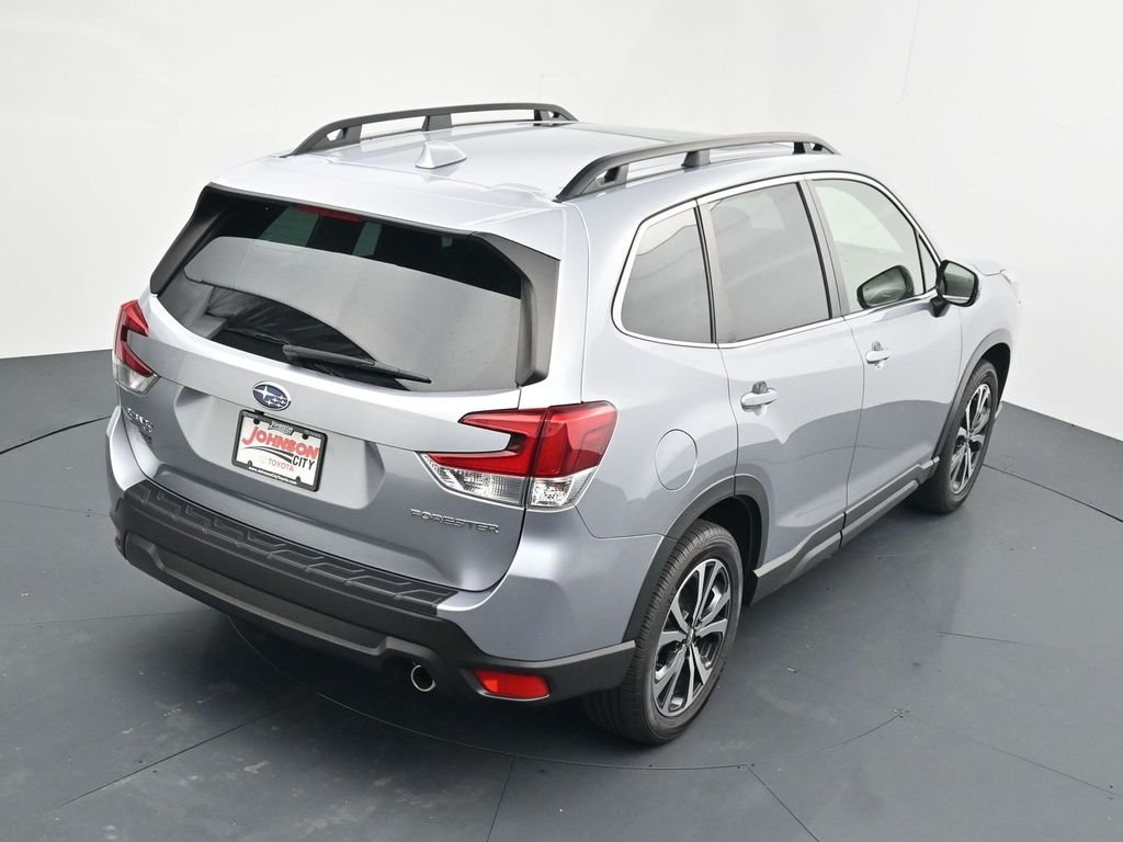 2023 Subaru Forester Limited - Photo 29