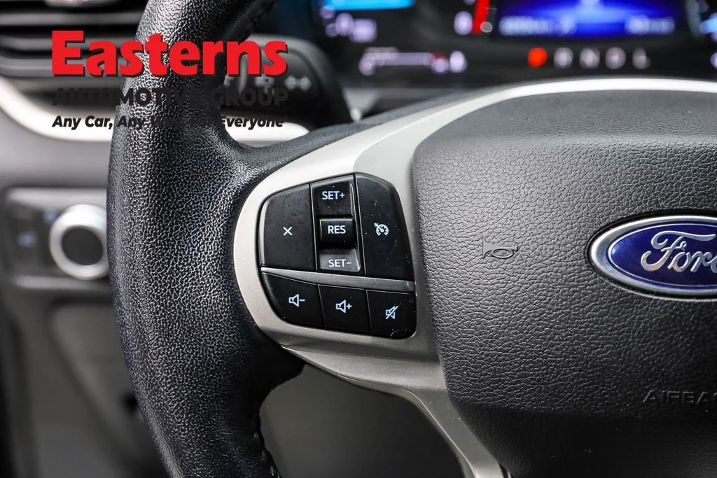 Used 2021 Black Ford XLT image 15