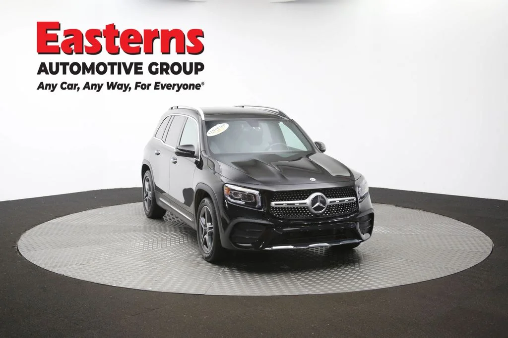 Used 2022 Black Mercedes-Benz GLB 250 image 50