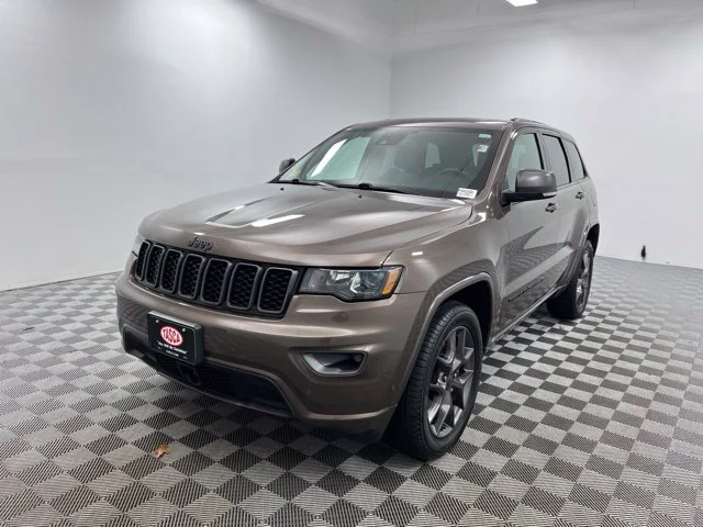 Used 2021 Brown Jeep Limited image 2