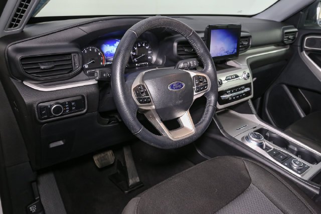 Used 2023 White Ford XLT image 21