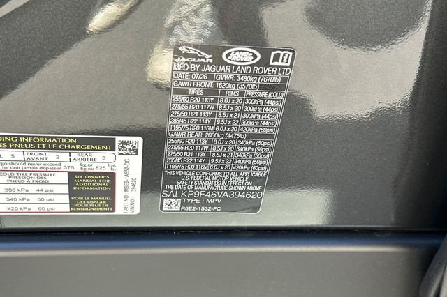 New 2027 Carpathian Grey Land Rover SE image 28