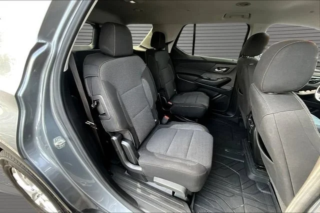 Used 2021 SATIN STEEL METALLIC Chevrolet LT Cloth image 24