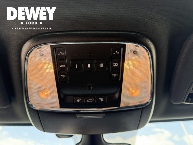 Used 2019 Pacific Blue Clearcoat Jeep Limited X image 17