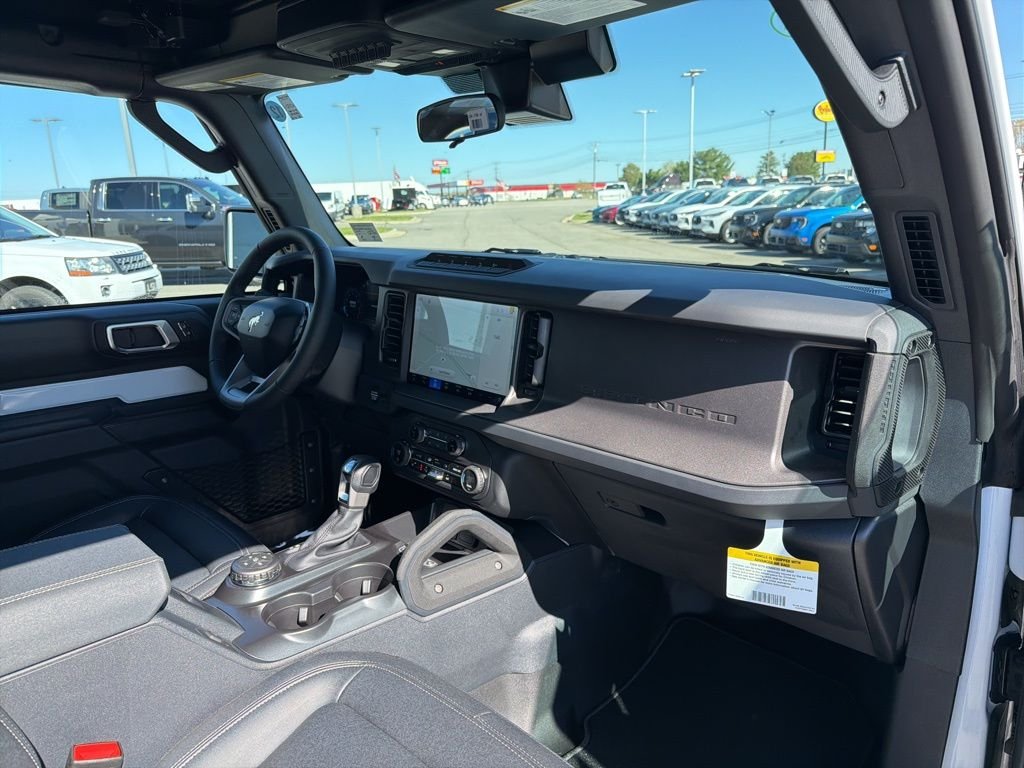 New 2026 Oxford White Ford Badlands® image 16