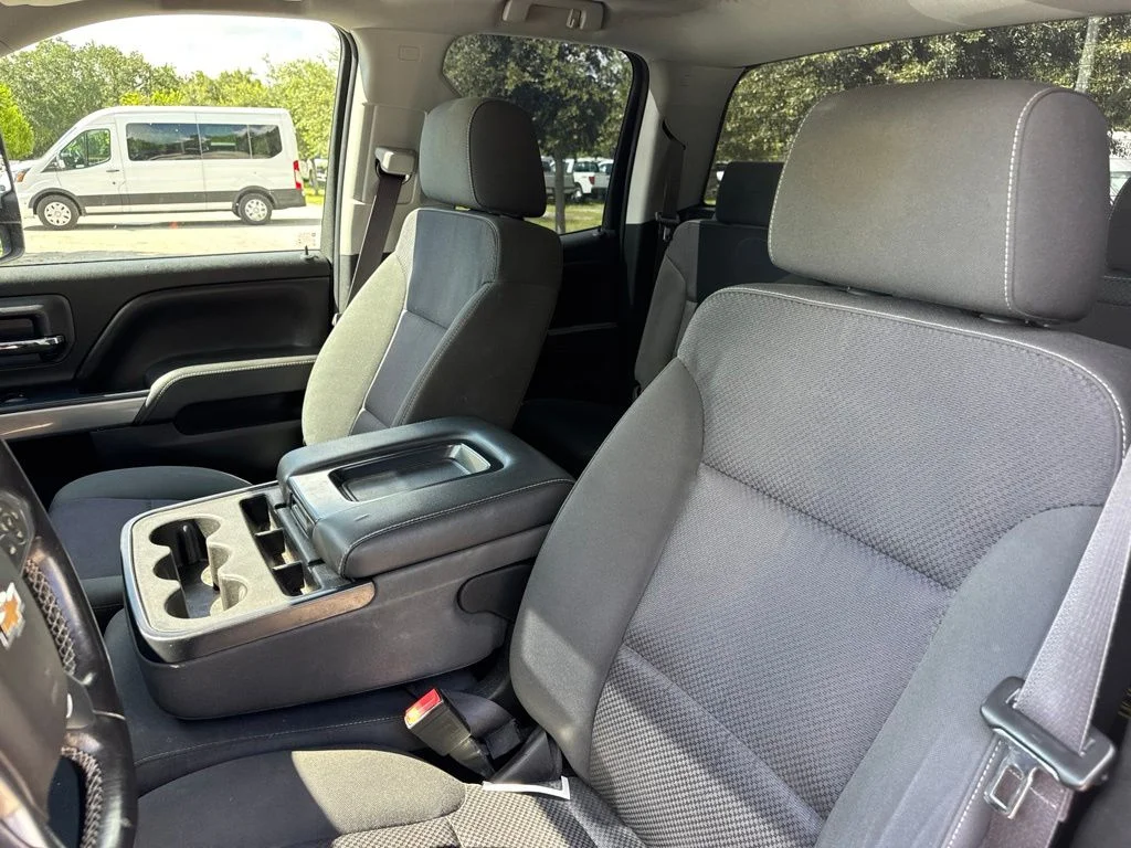 Used 2016 Black Chevrolet LT image 10