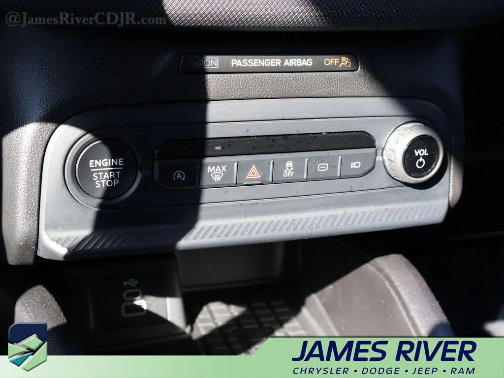 Used 2025 White Ford Big Bend image 35