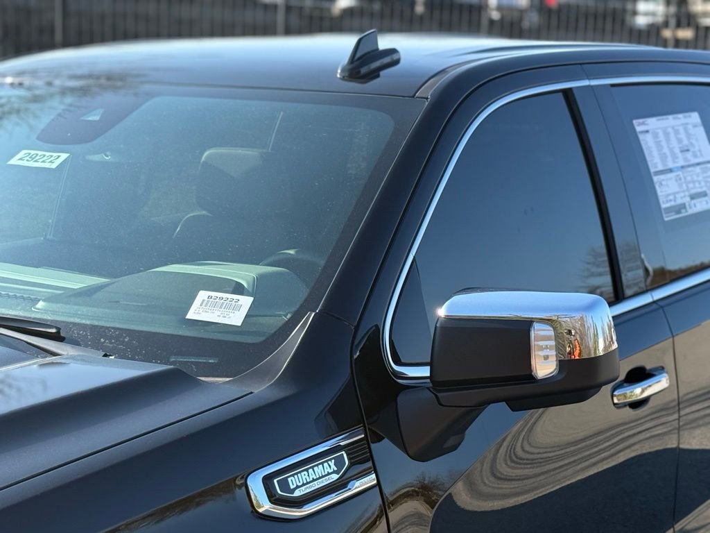 2026 GMC Sierra 1500 SLT - Photo 10