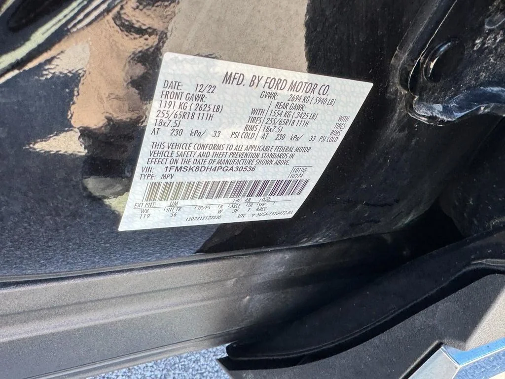 Used 2023 Agate Black Metallic Ford XLT image 26