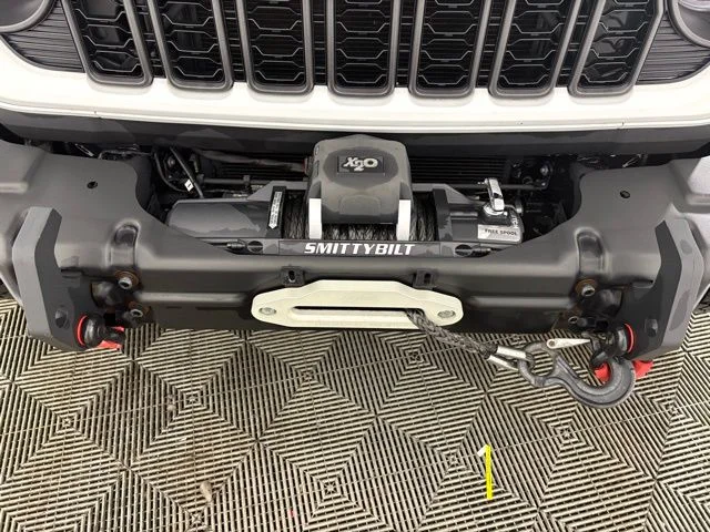 Certified Used 2024 White Jeep Rubicon image 15