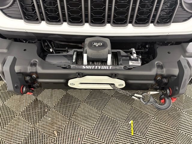 Certified Used 2024 White Jeep Rubicon image 15